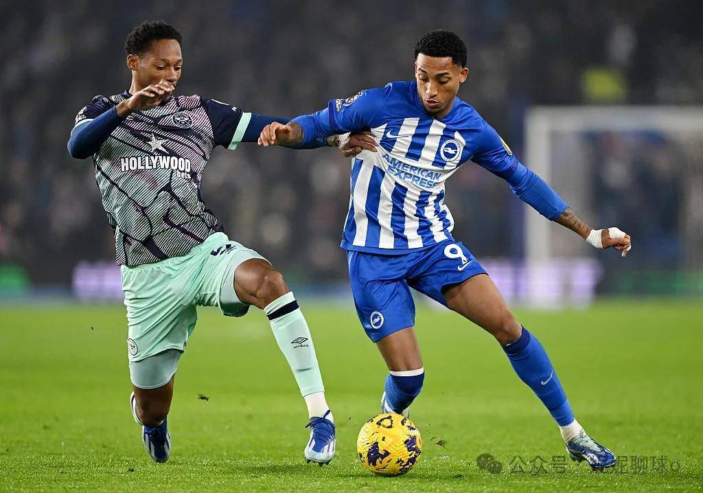 爱游戏体育官网-巴特勒焦点对战，浓眉哥与50激战美国队分钟，出色防守胜负难料！