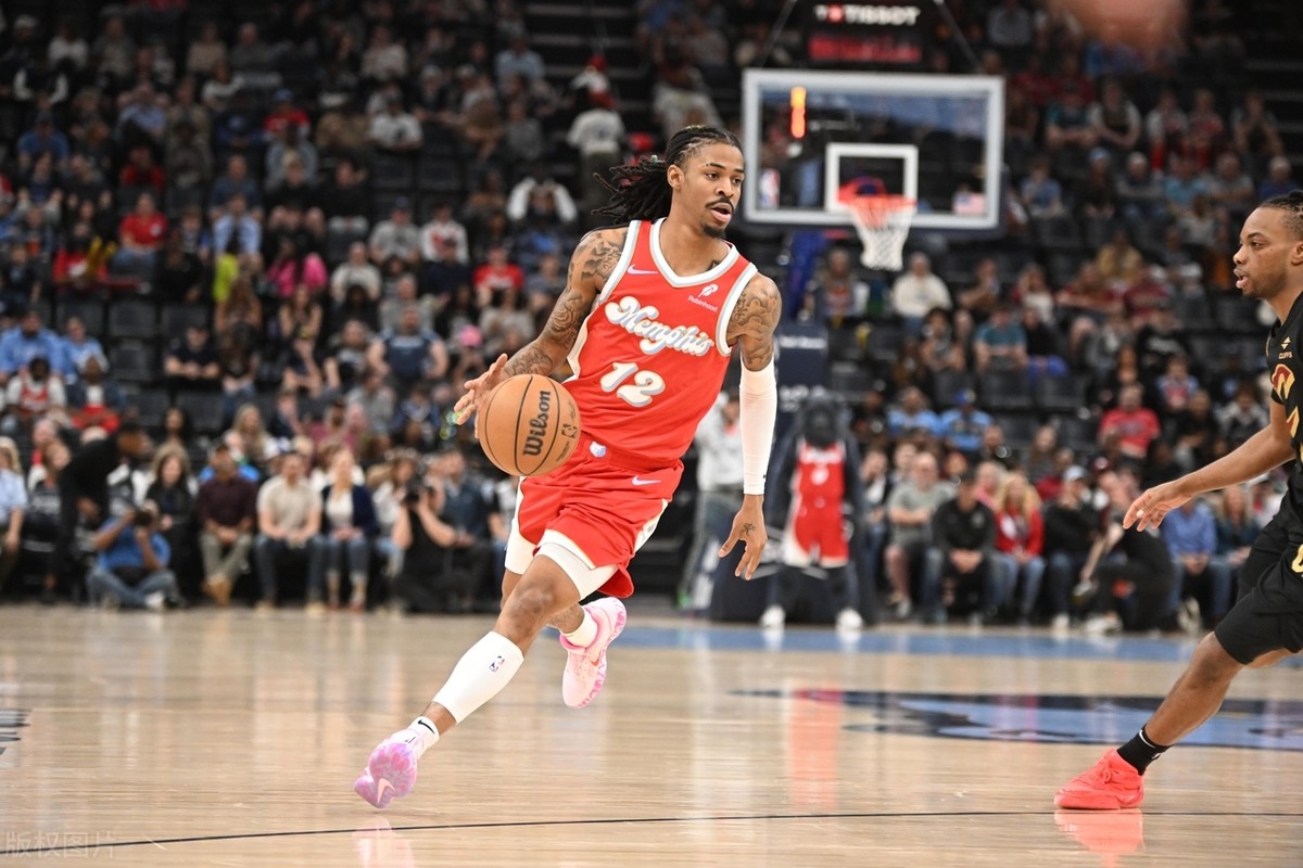 爱游戏体育官网-穆雷连续十五场比赛得分超过大比分获胜，湖人不断突破！的简单介绍